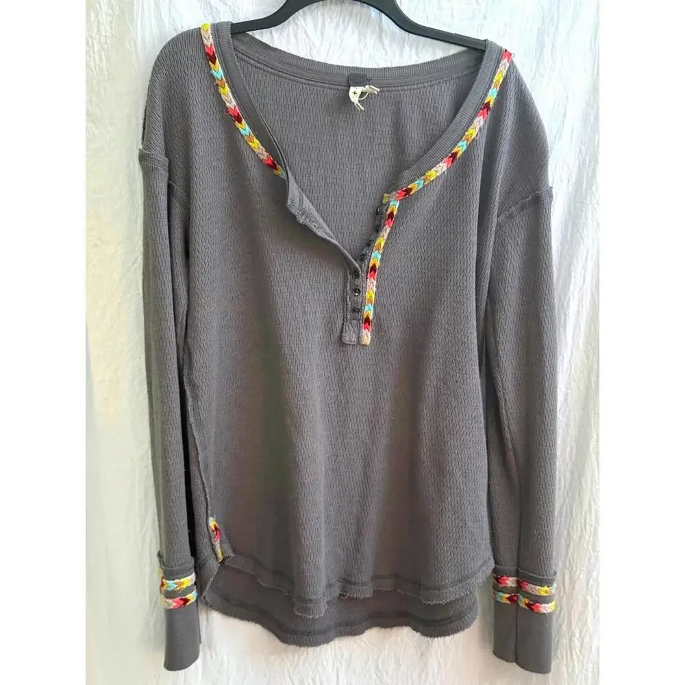 SOLD/NOT AVAILABLE We The Free comfy shirt - Picture 2 of 10